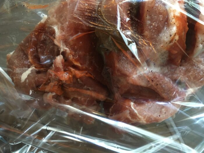 Place the meat in a baking sleeve