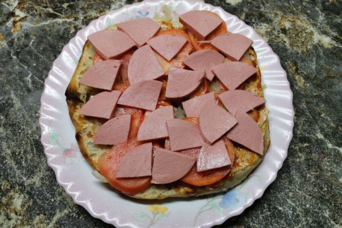 Añade las salchichas