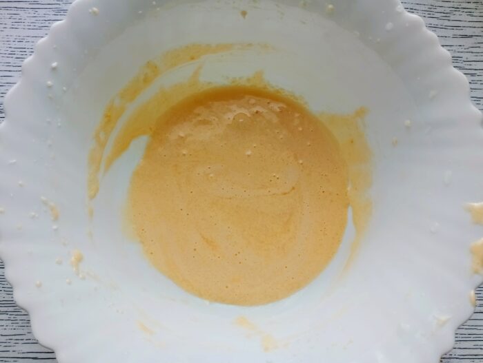 Amestecul de oua trebuie sa fie omogen