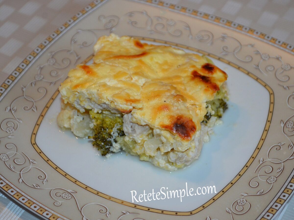 Cazuela de brócoli y coliflor con pollo al horno