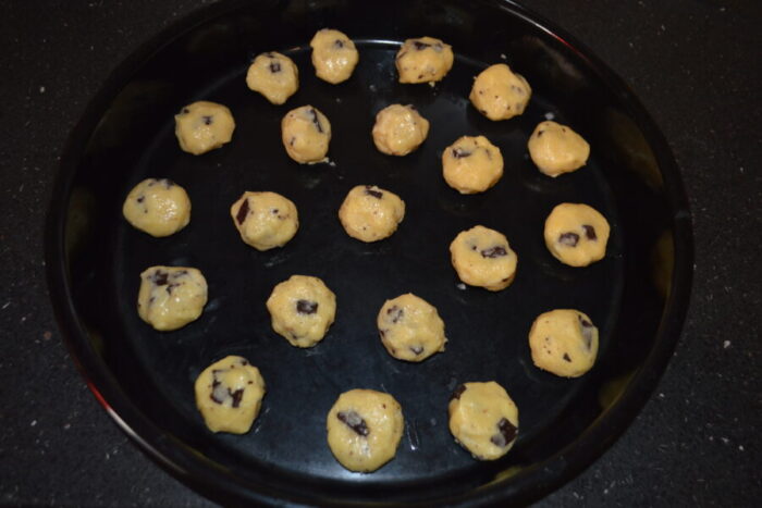 Precalienta el horno a 180 °C