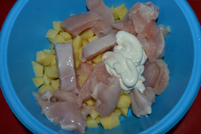 Pasar la pechuga de pollo