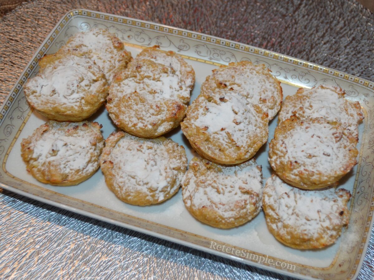 Muffins de avena, plátano y queso fresco
