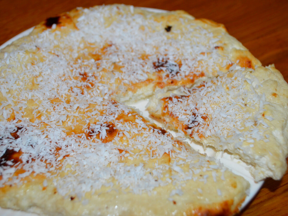 Prajitura sanatoasa cu branza si banane poza